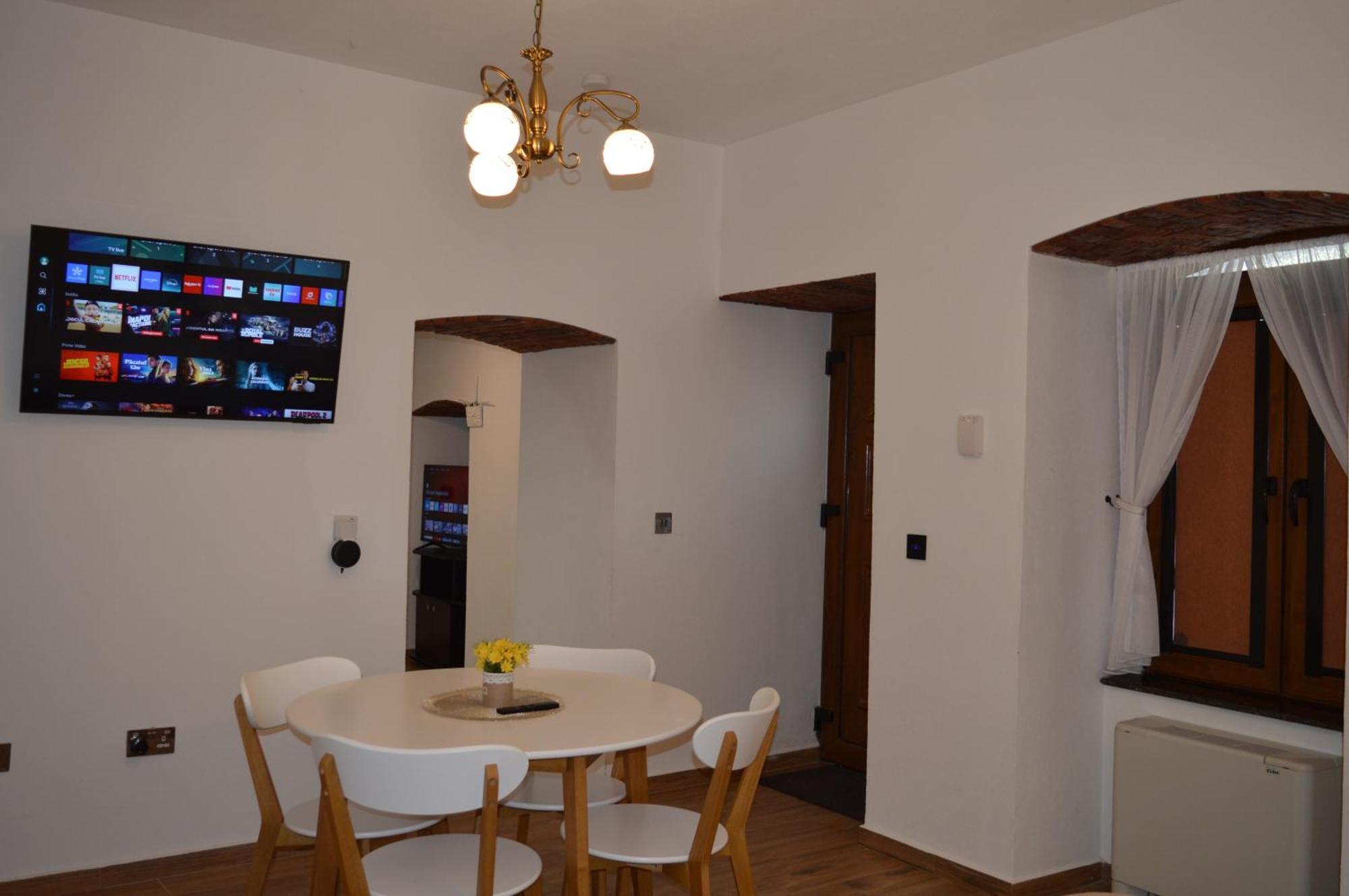 Peter House 24-7 Self Check-In Apartment Sighisoara Exterior photo